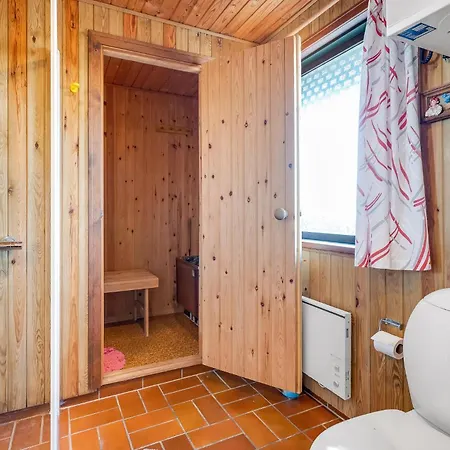 Awesome In Hvide Sande With Sauna 別荘 Bjerregård